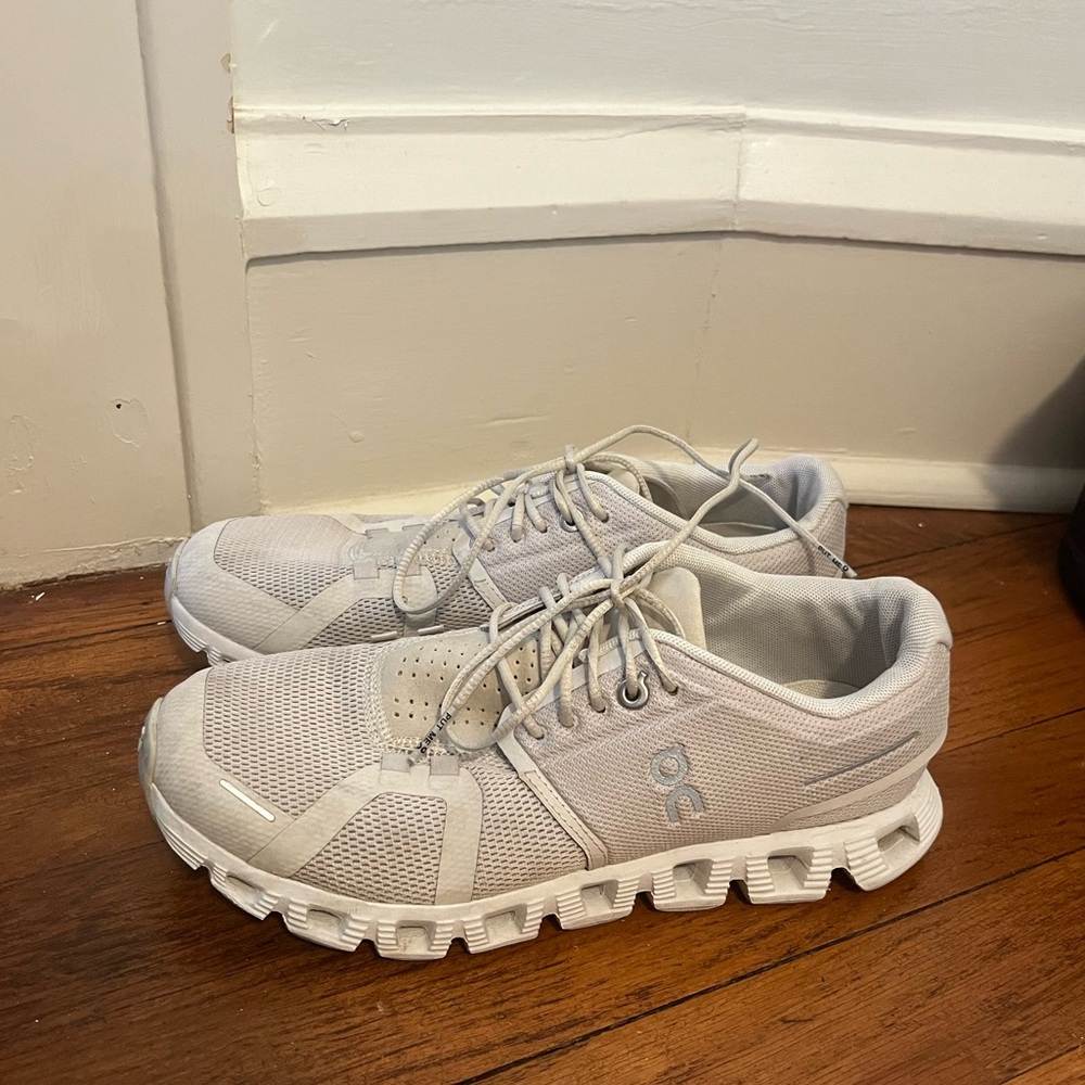 OnCloud Pearl/White Cloud 5 Shoes